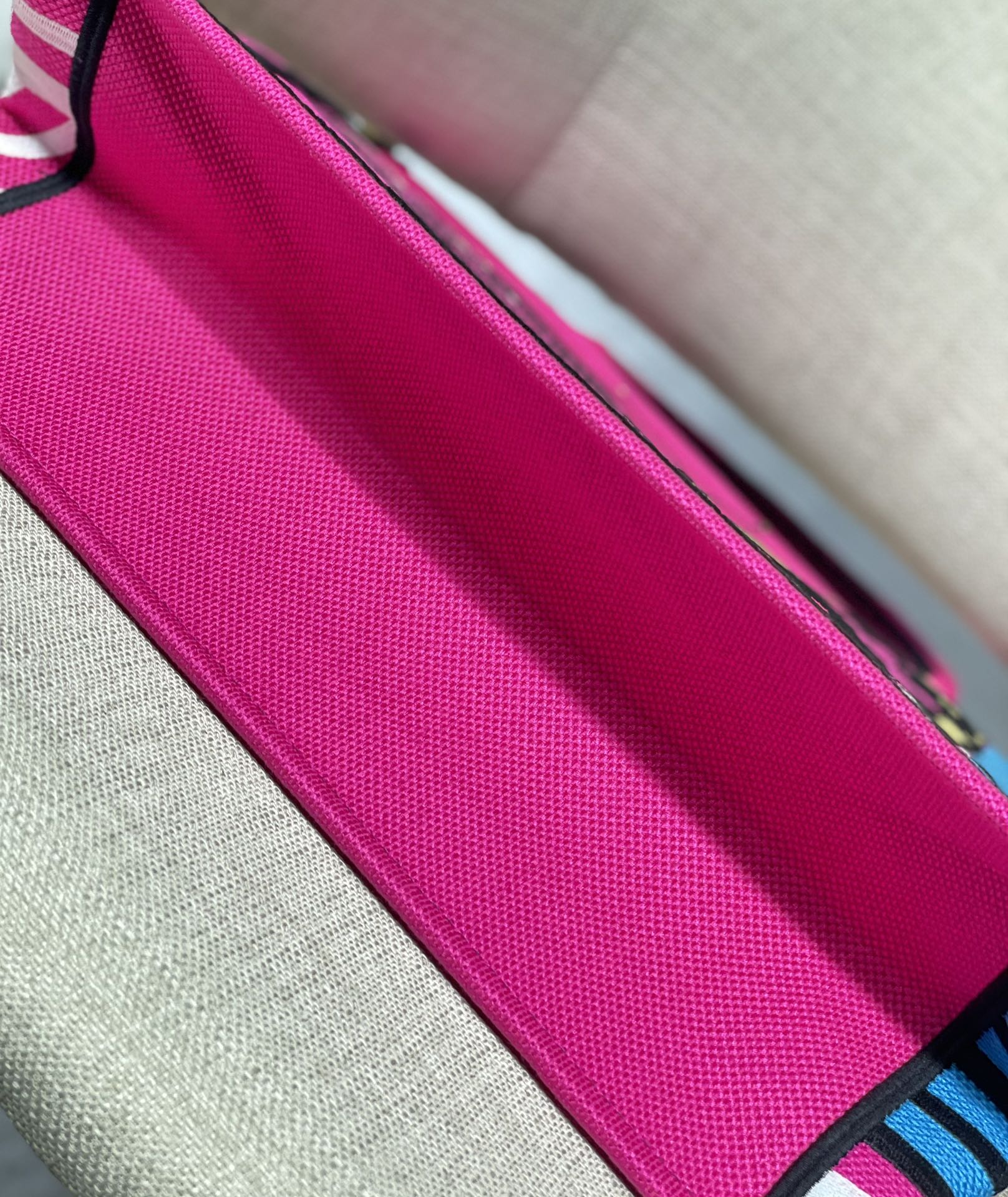 D*or small book tote-36.5cm