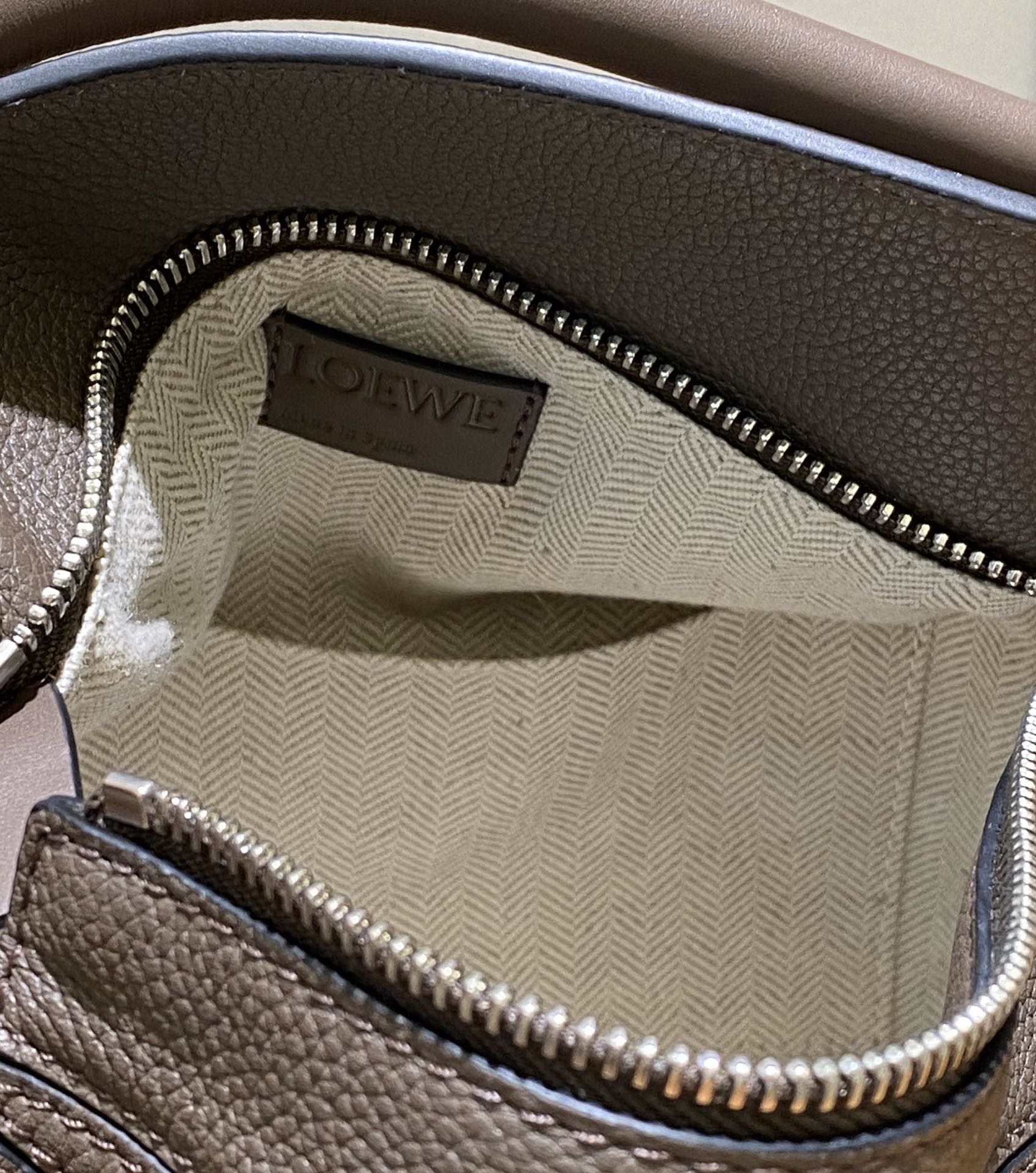 L0ew* puzzle small bag-24*10*14cm