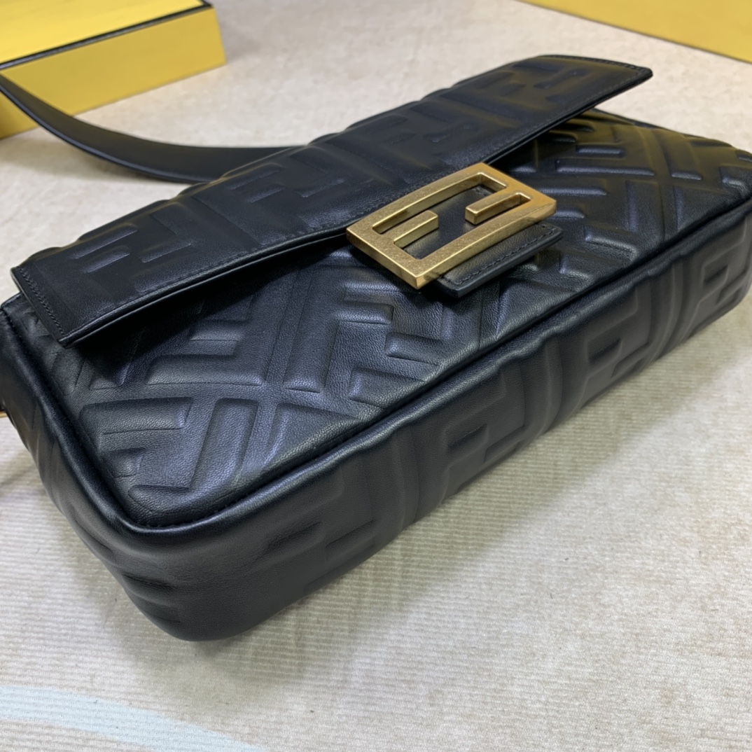 F**di baguette bag