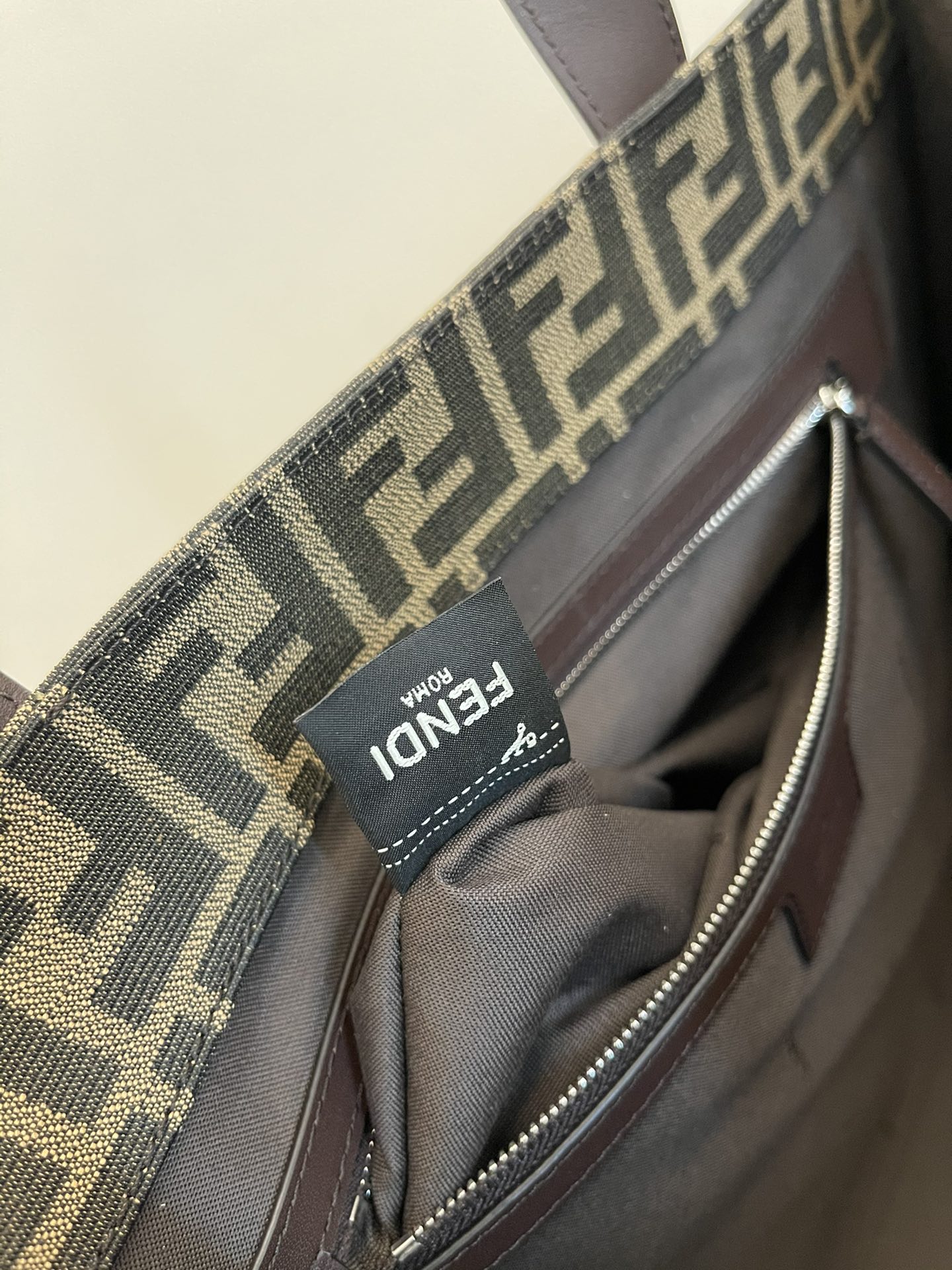 F**di tote-41x35x19cm