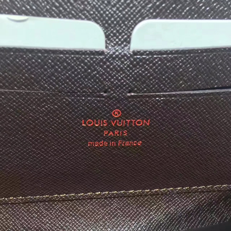 l0*is V*t0n zippy wallet-19*10*2cm