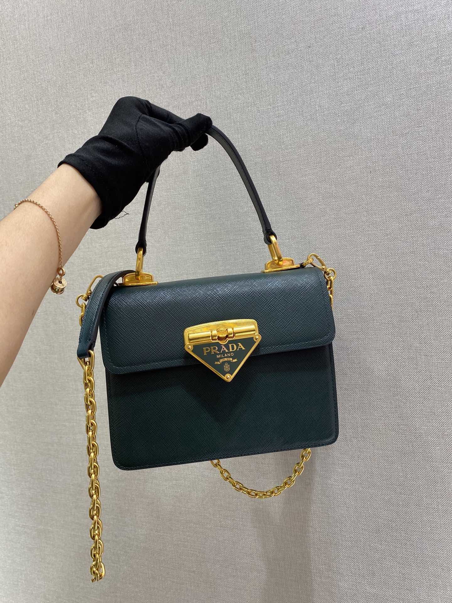 Pra*a 1bd021 chain bag-20*17*8.5cm