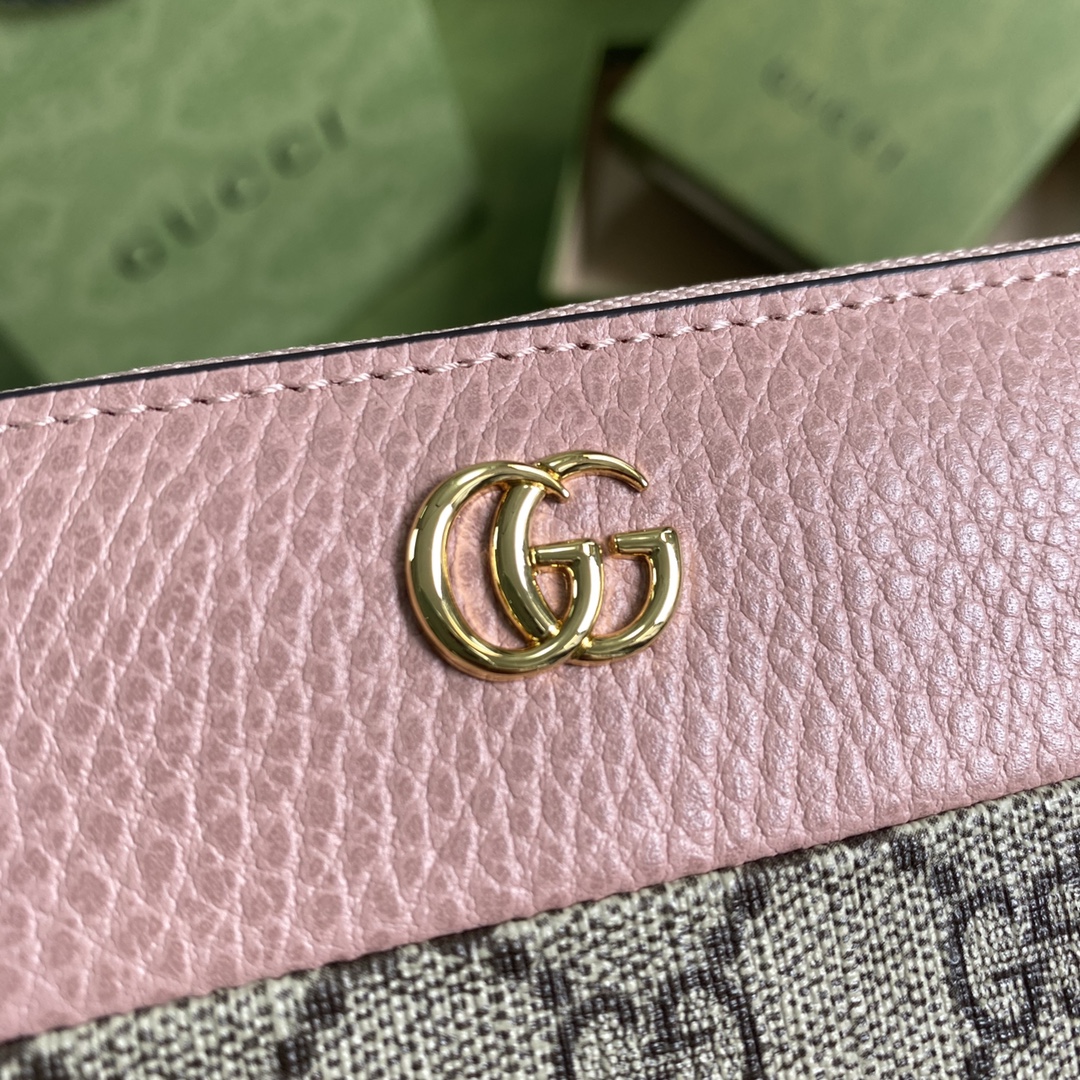 G*u*i wallet-19*10*2cm
