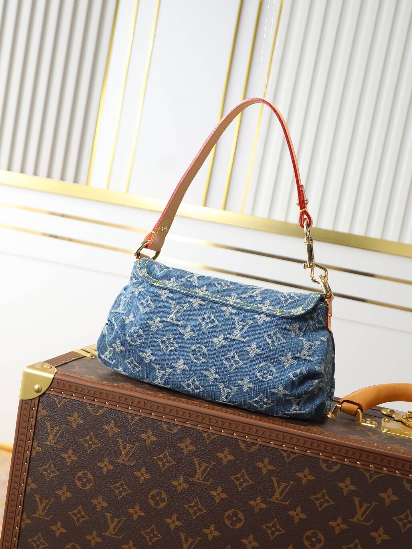 Loui*s Vvtt0n LV Monogram Pleaty Mini-26 x 15 x 9CM