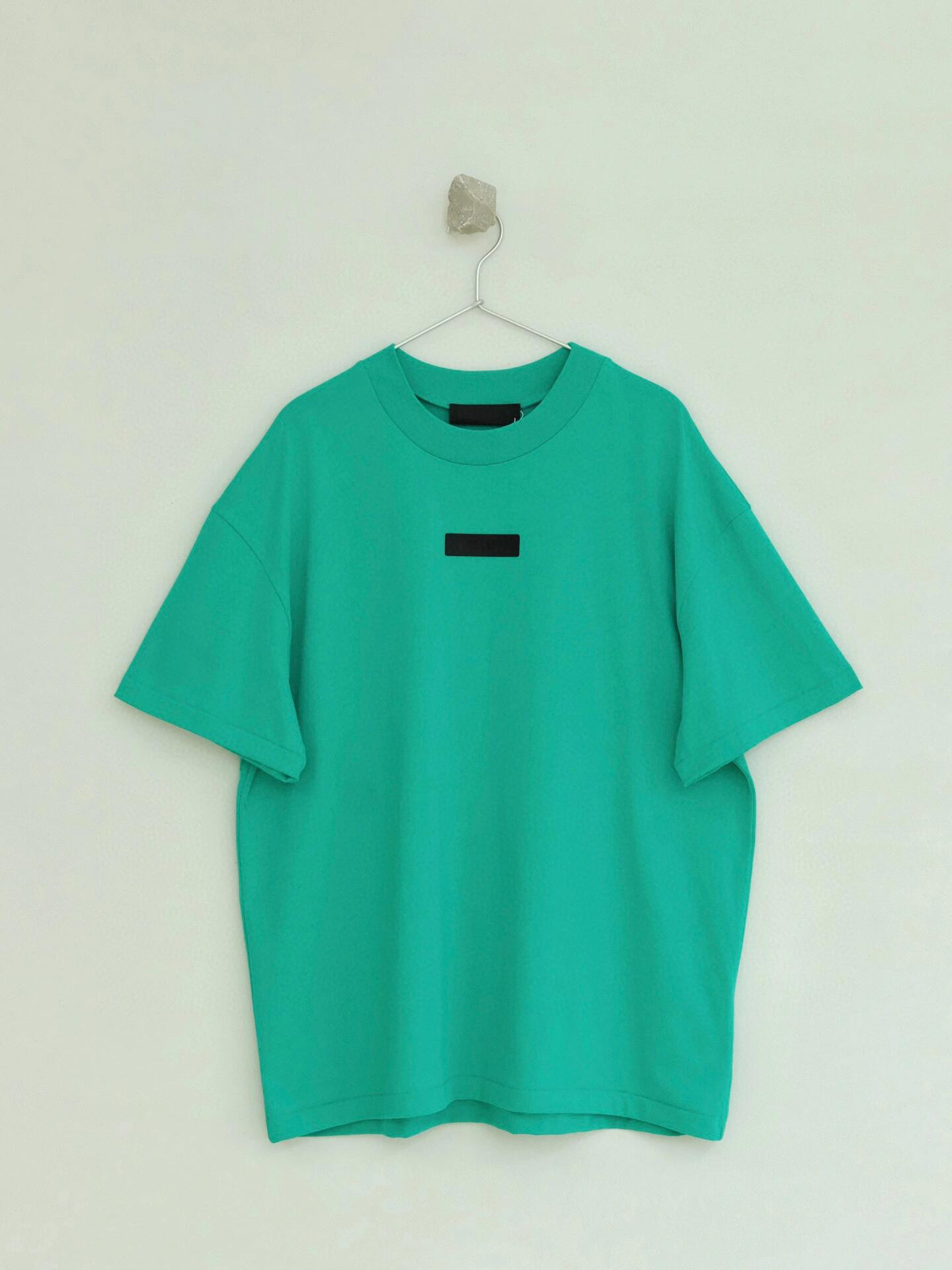 Eeeentials Shirt