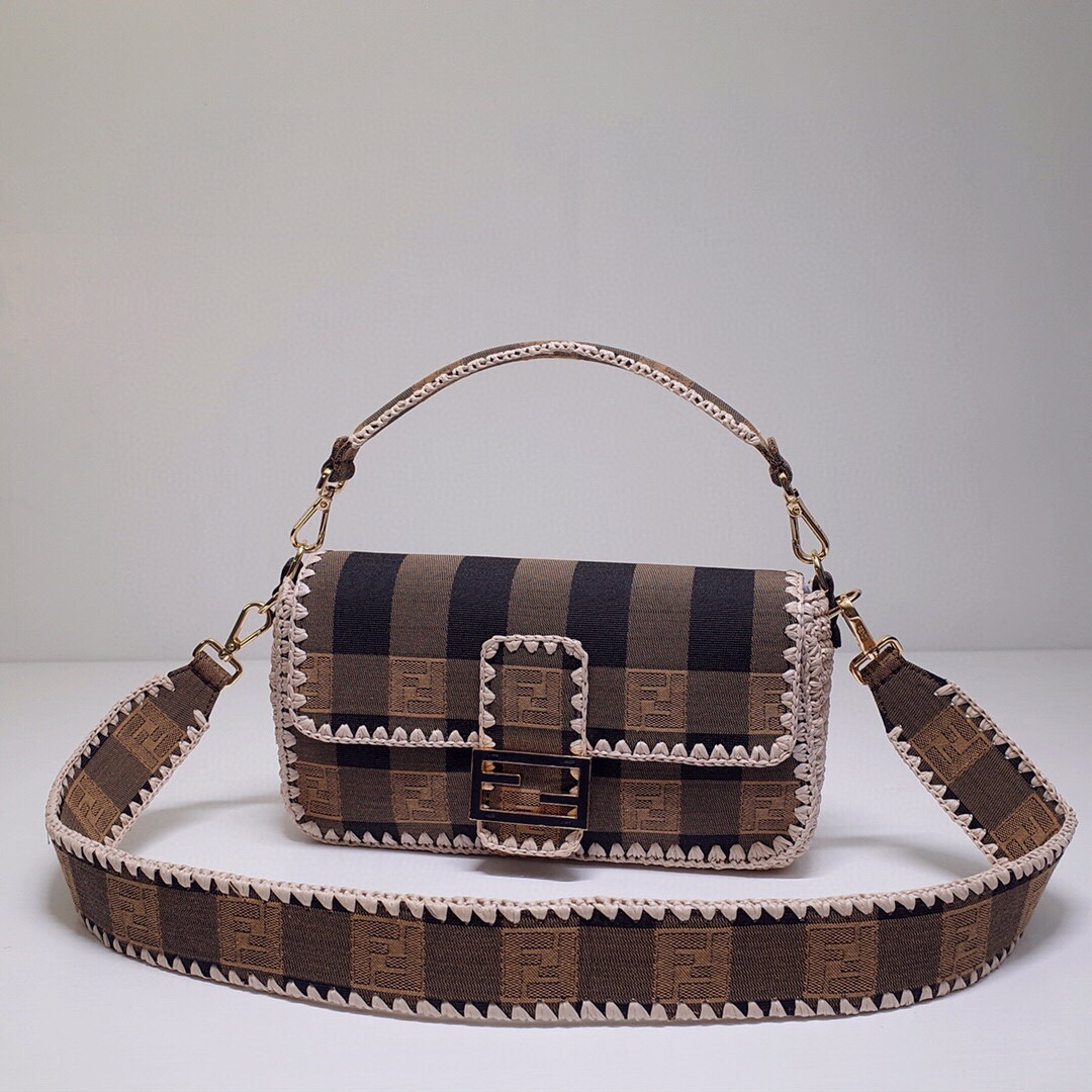 F**di baguette bag-26x14x4cm