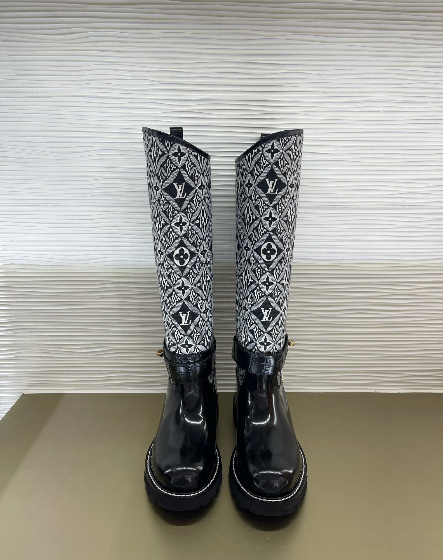 l0*is V*t0n boots（eu35-42）
