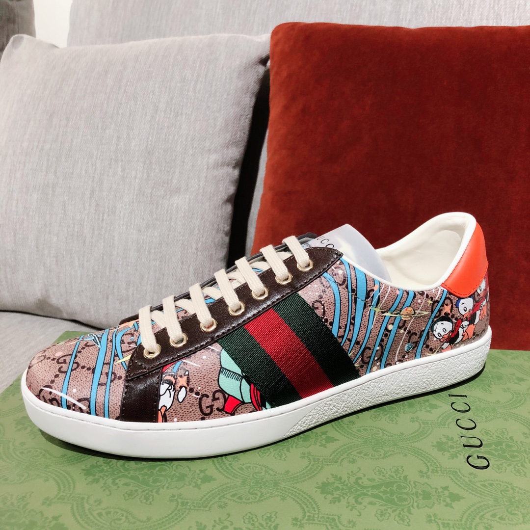G*u*i sneakers