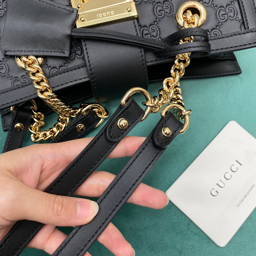 G*u*i padlock bag-26*18*10cm