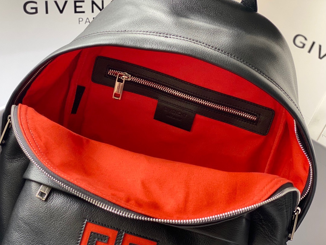 G1uenchy backpack-28x40x15cm