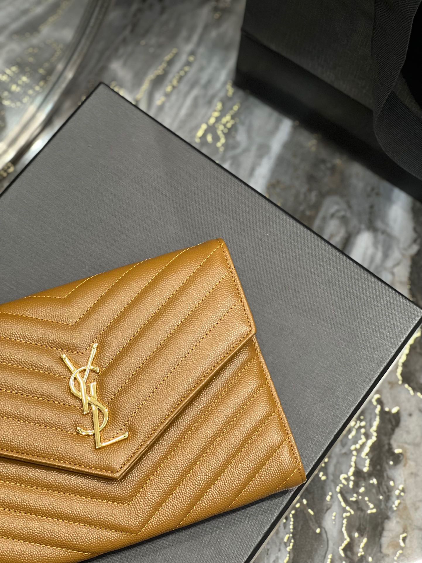 Y*L pouch-‎21×6×3cm