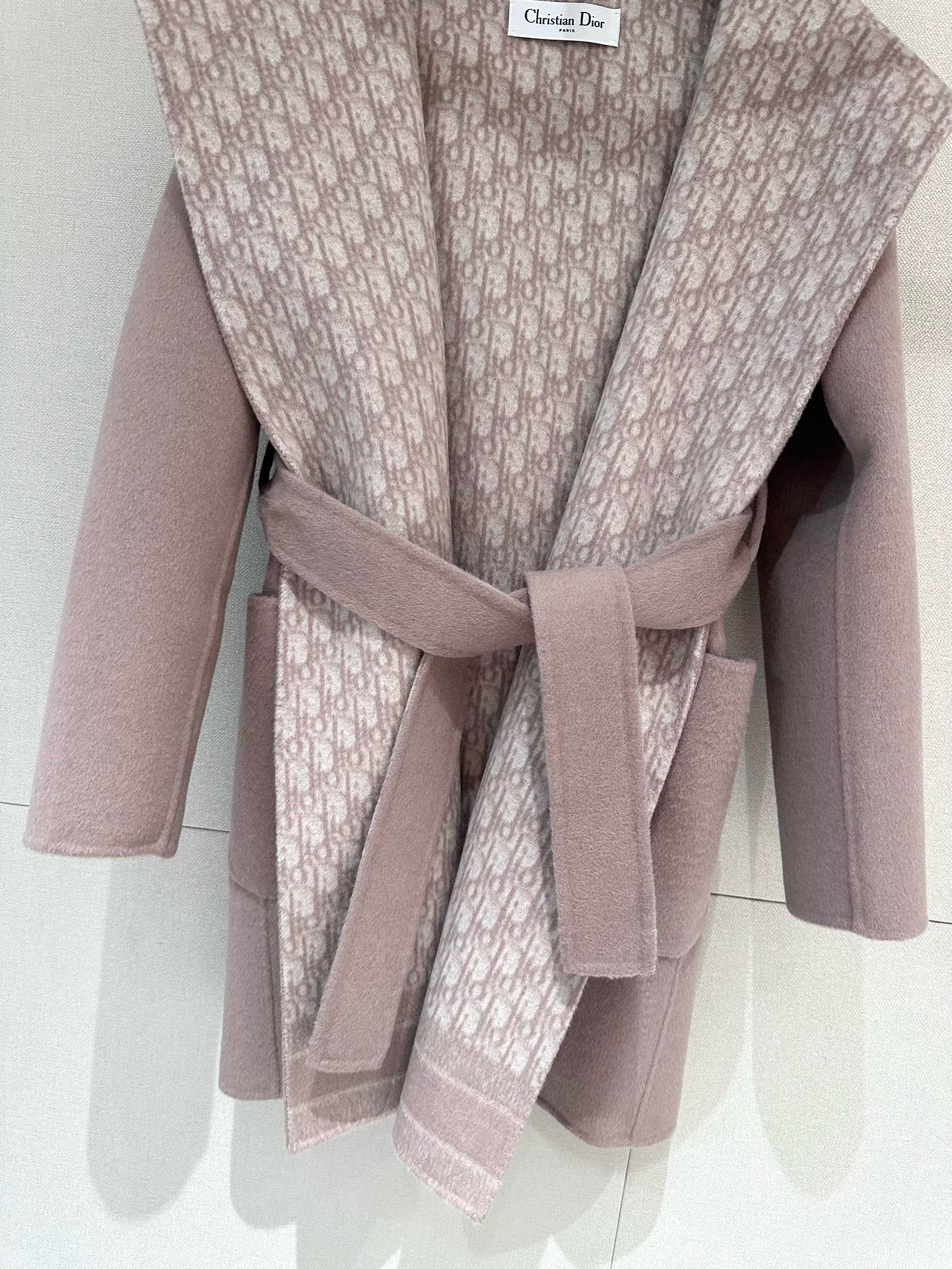 D*or Short Hooded Coat with Belt Rose des Vents Double-Sided