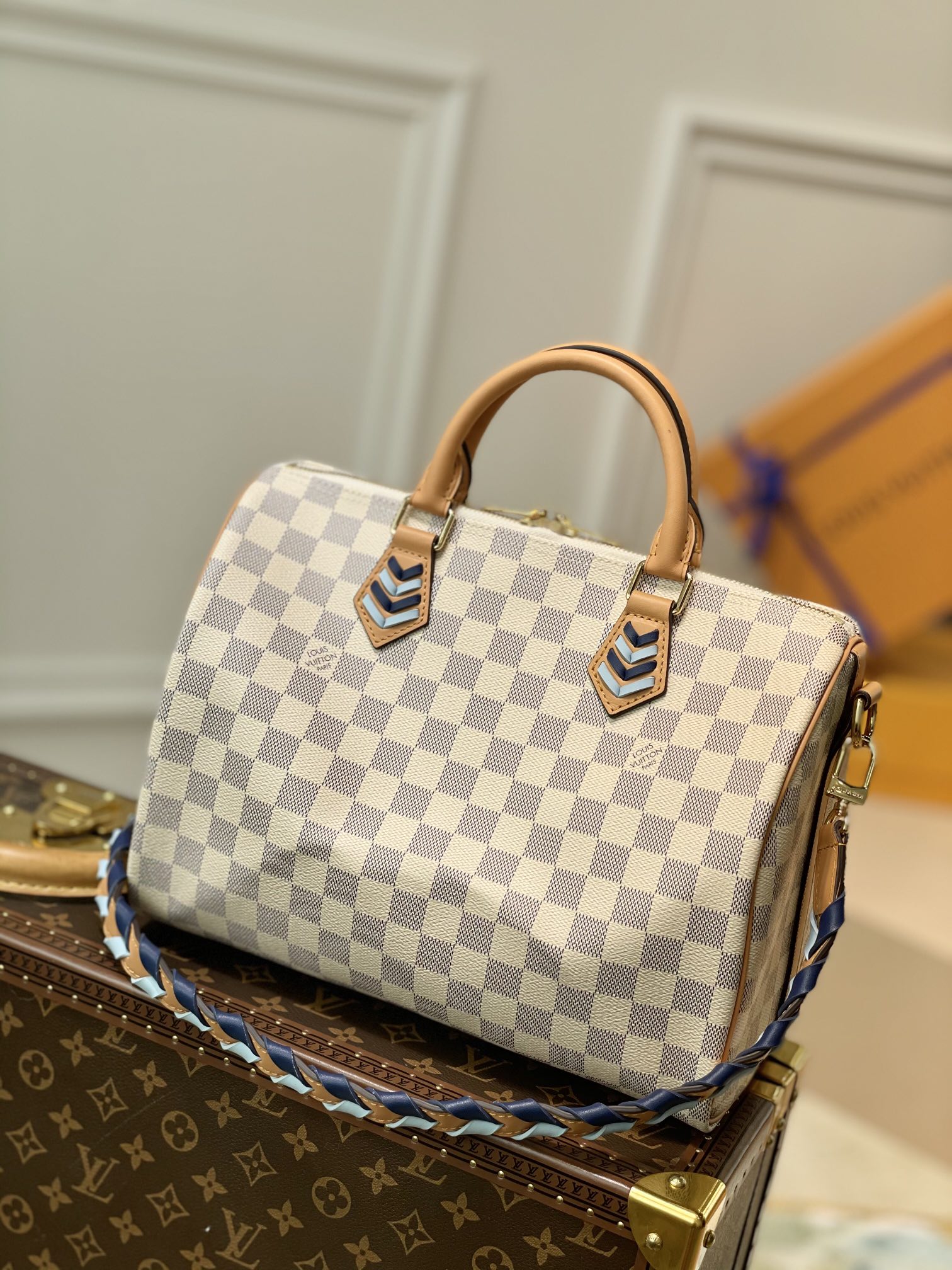 l0*is V*t0n speedy-30x21x17cm