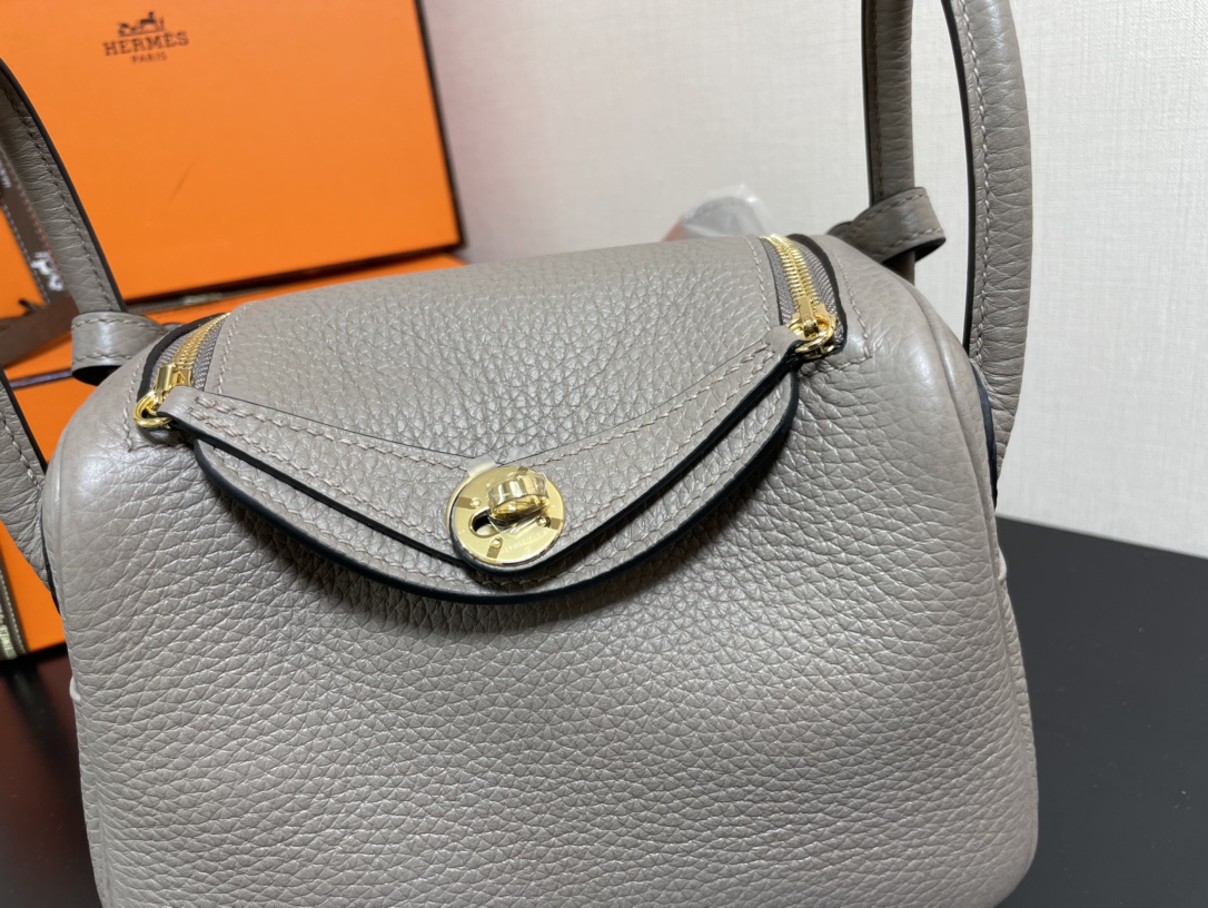 H**mes lindy 19-togo leather-19cm