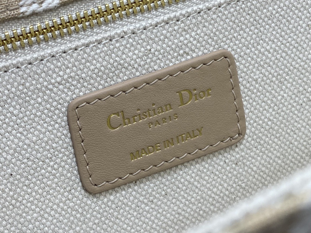 Di0r Montaigne Bag-25*16.5*8CM
