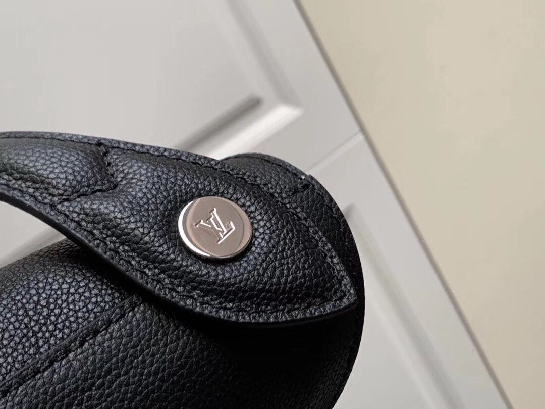 l0*is V*t0n lock me hobo-29.5*34*16cm