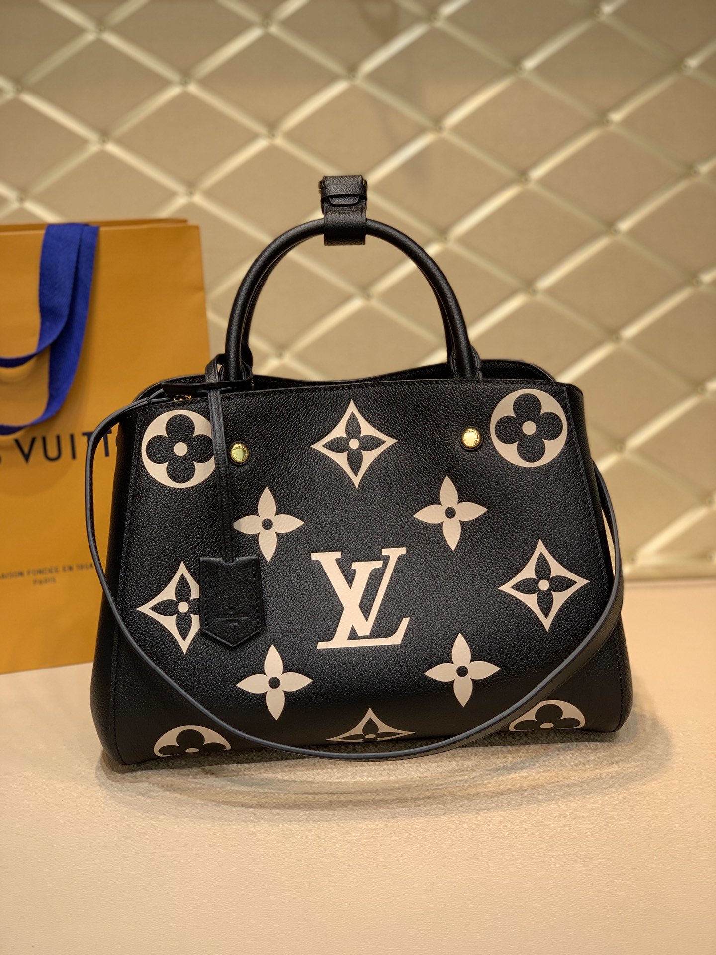 l0*is V*t0n montaigne mm-33*23*15cm