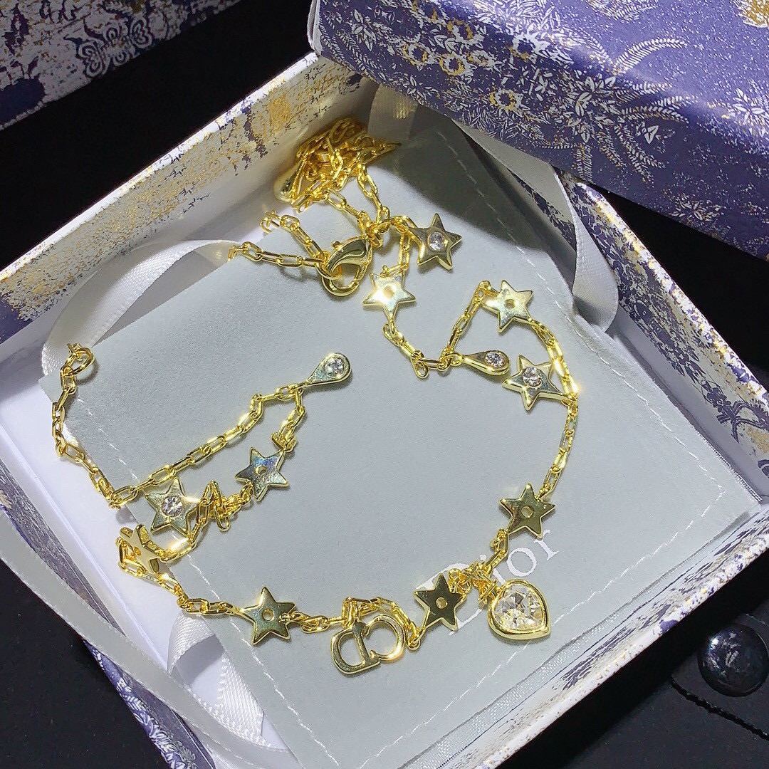 D*or necklace