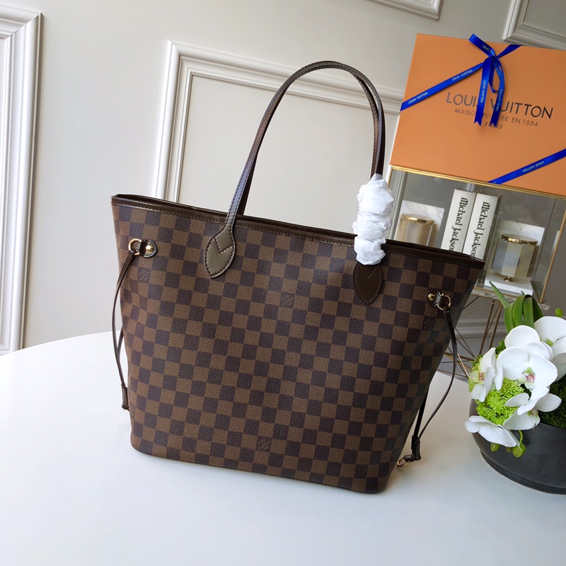 l0*is V*t0n neverfull mm (red inside) -32*29*17cm