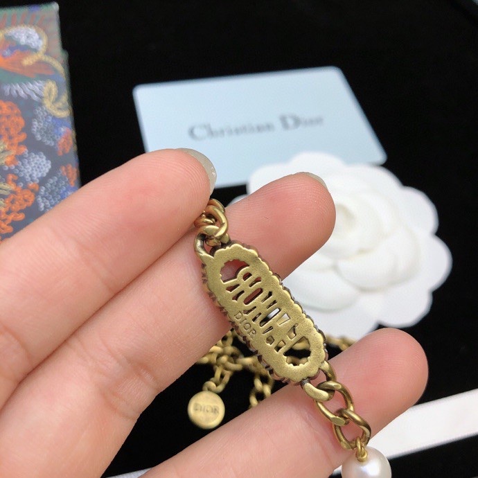 D*or necklace