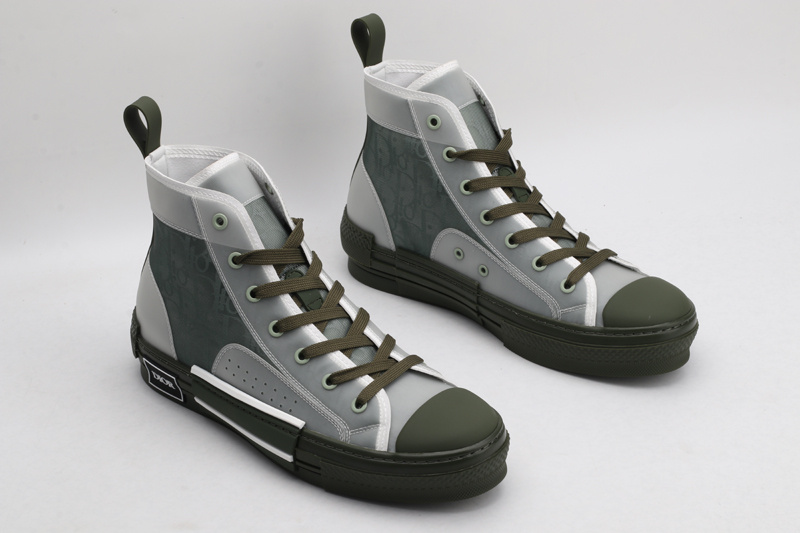 D*or high-top sneakers