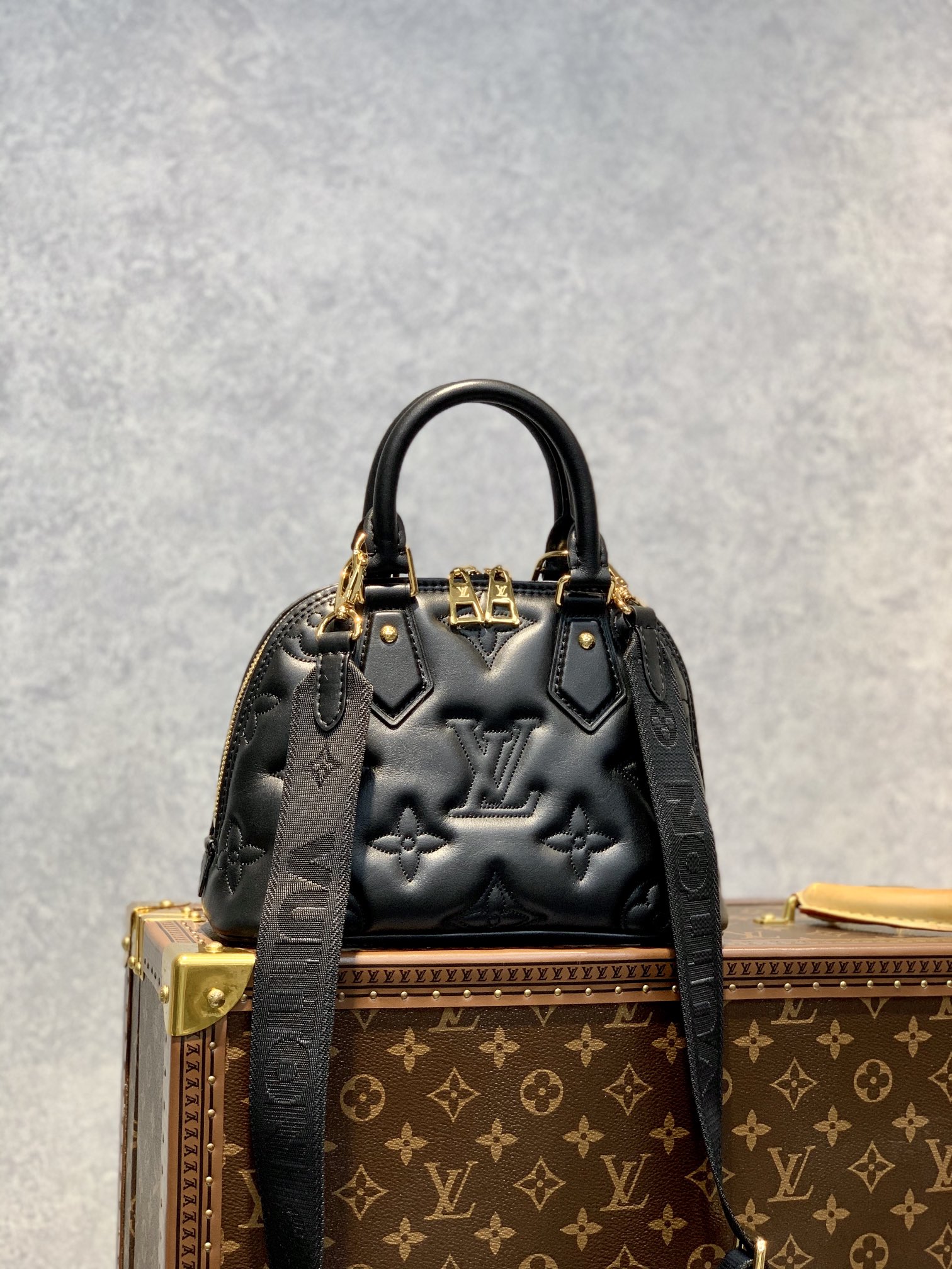 l0*is V*t0n n41221 alma bb-25*19*12cm