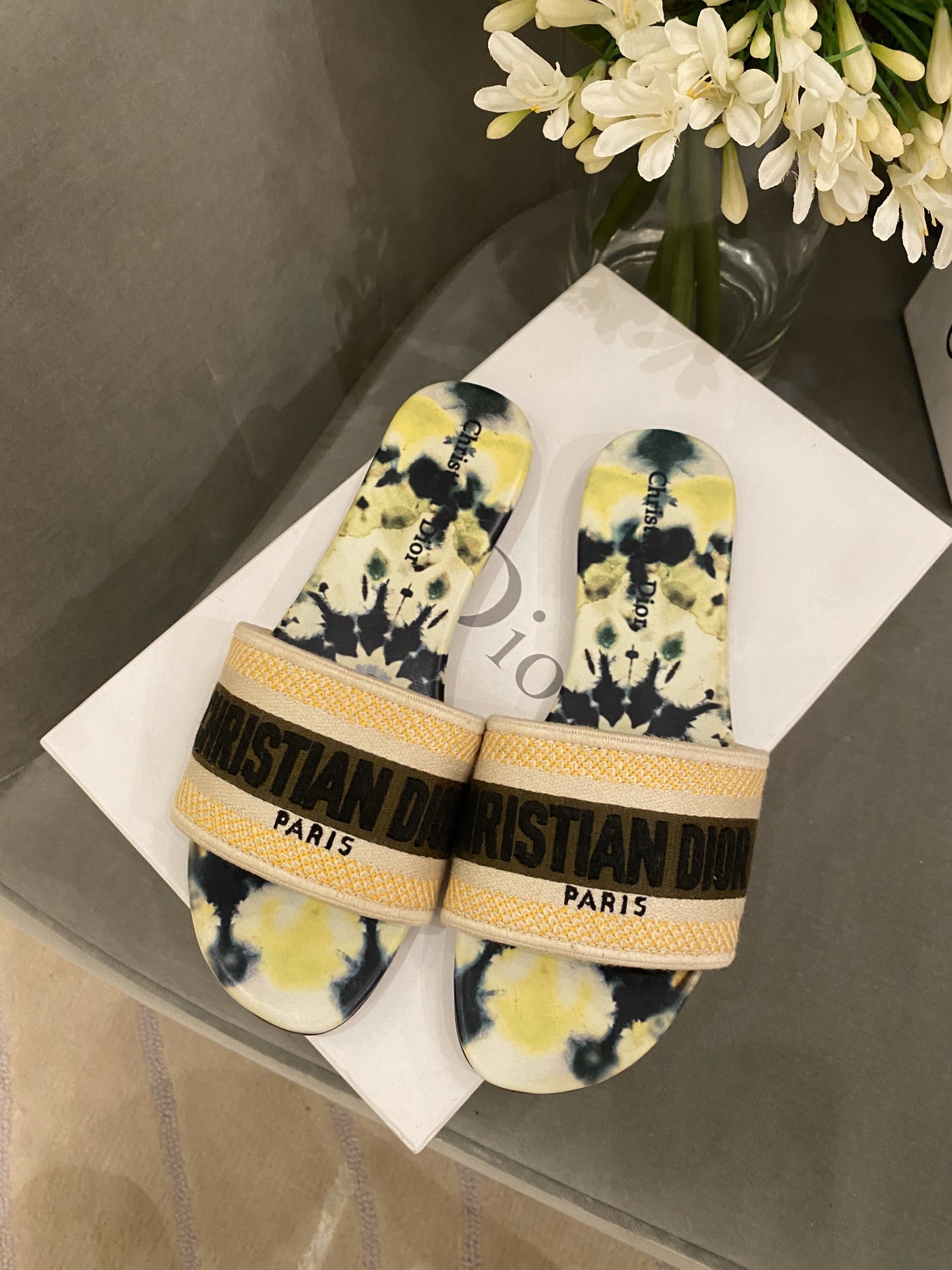 D*or slippers