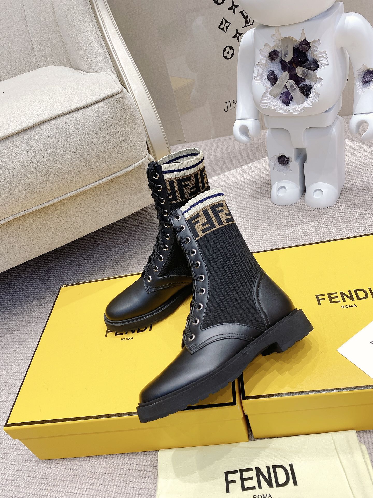 F**di boots