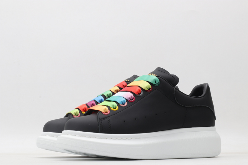 A1exa*der m*q*en sports shoes
