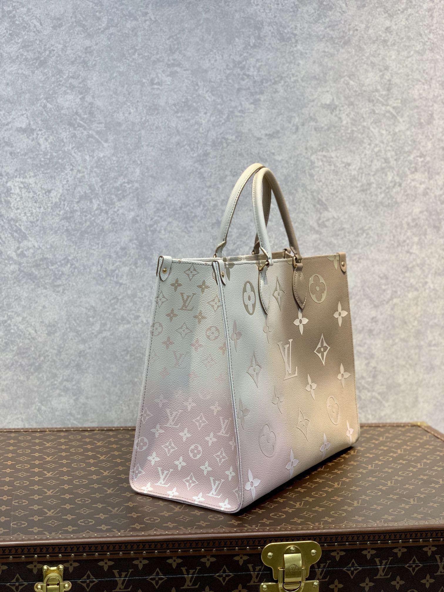 l0*is V*t0n onthego handbag-m46076-41*34*19cm