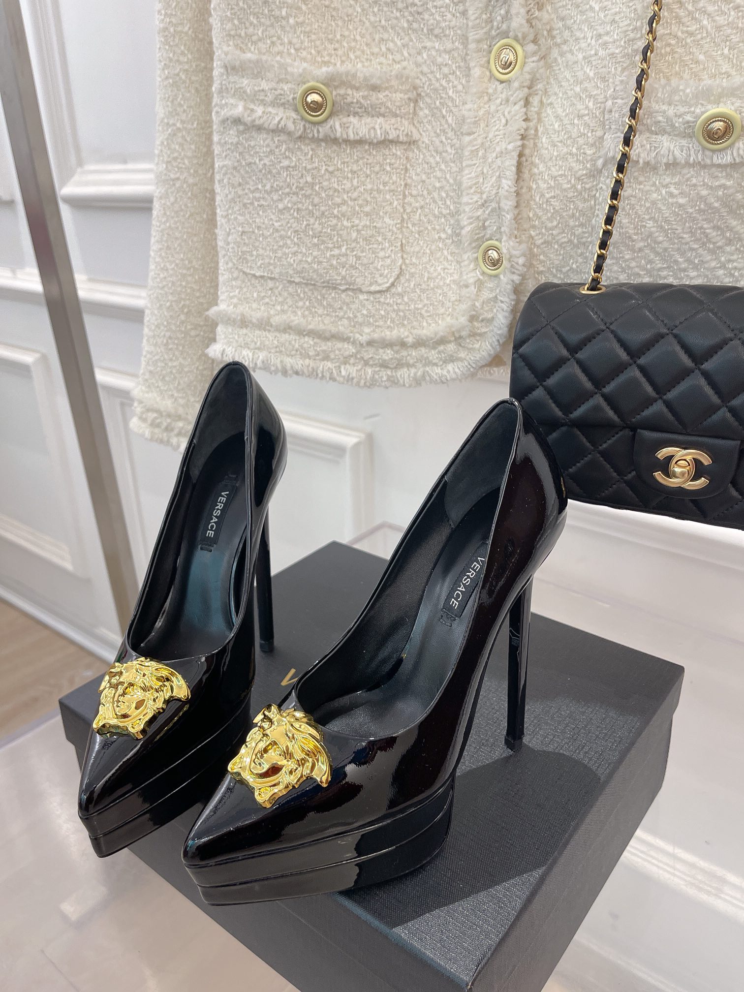 Versace 2022SS Sandals-14CM(EU35-42)