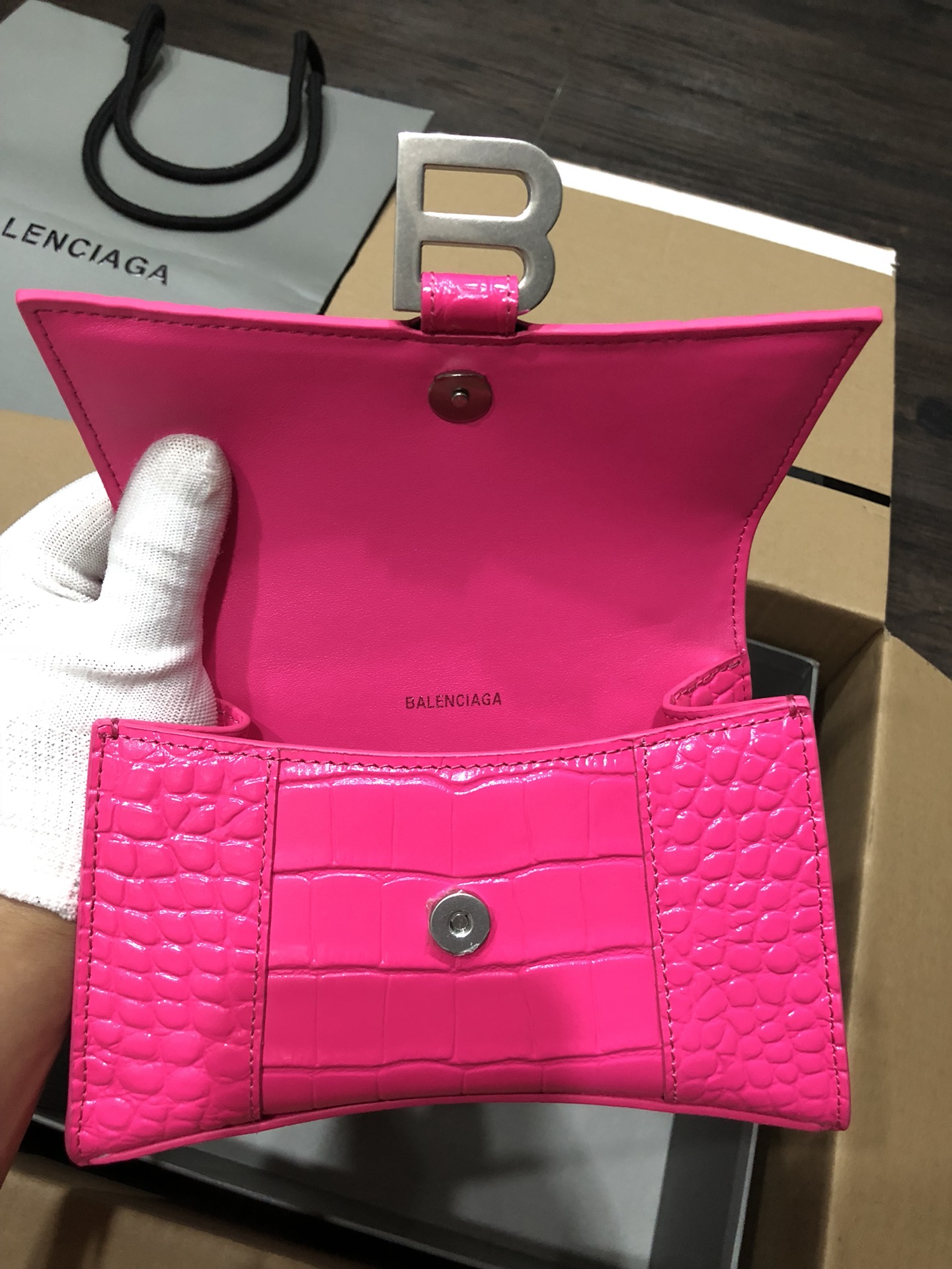 Ba*len*cia*ga small hourglass bag-13*8*19cm