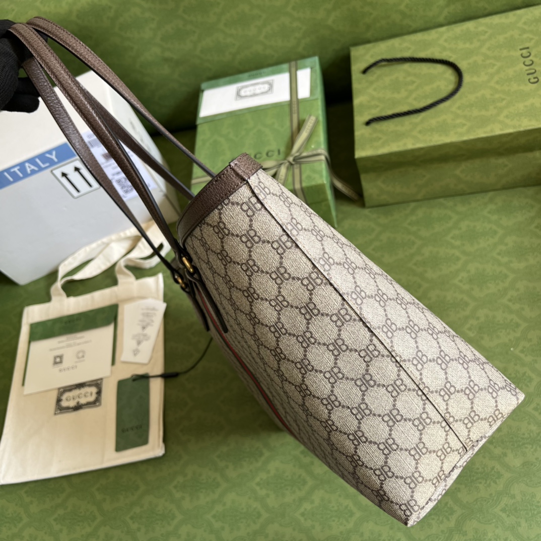 G*u*i top handle-38*28*14cm