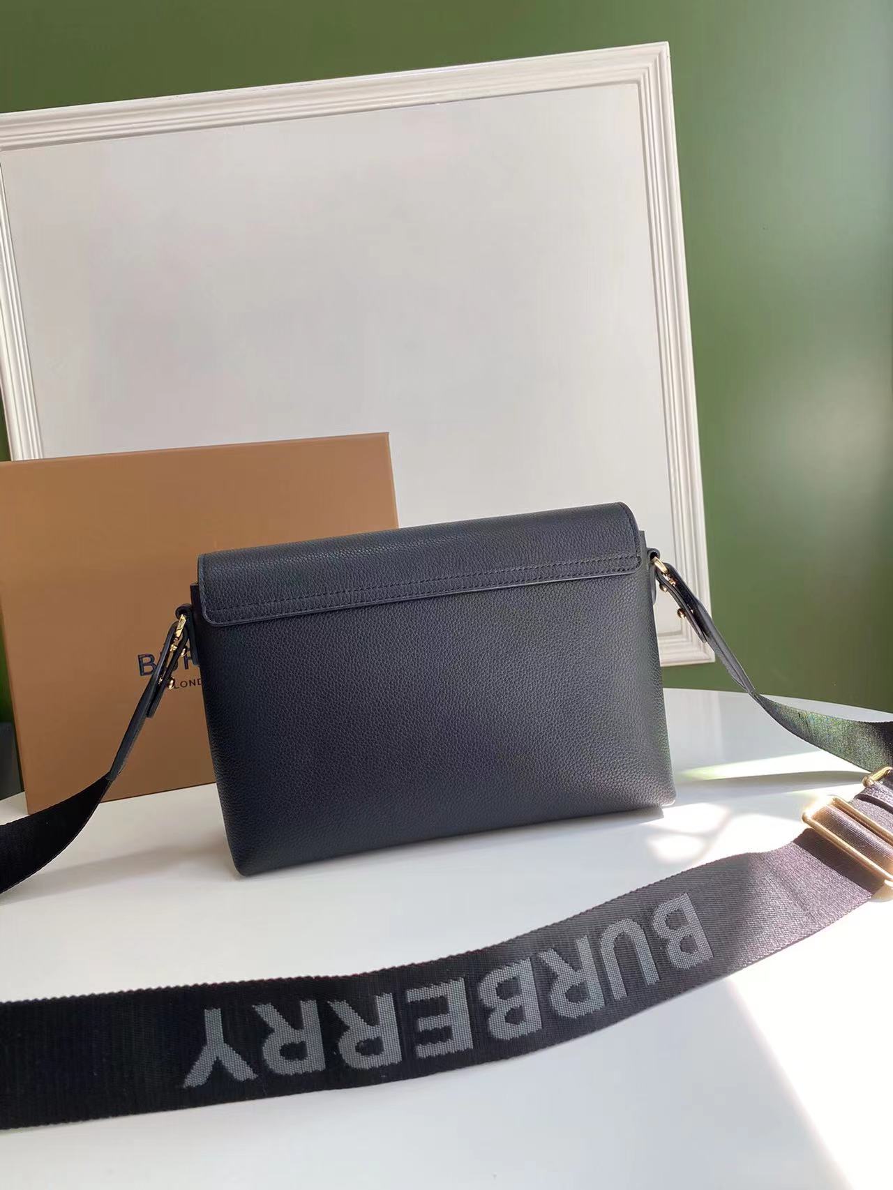 B**rry crossbody bag-25*8.5*18cm