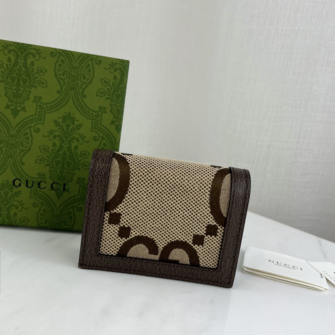 G*u*i wallet-9.5cm