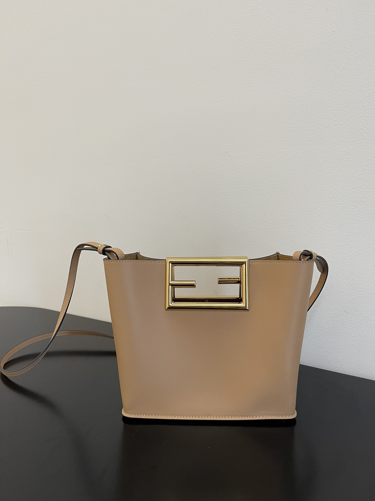 F**di way handbags-23×7×18cm