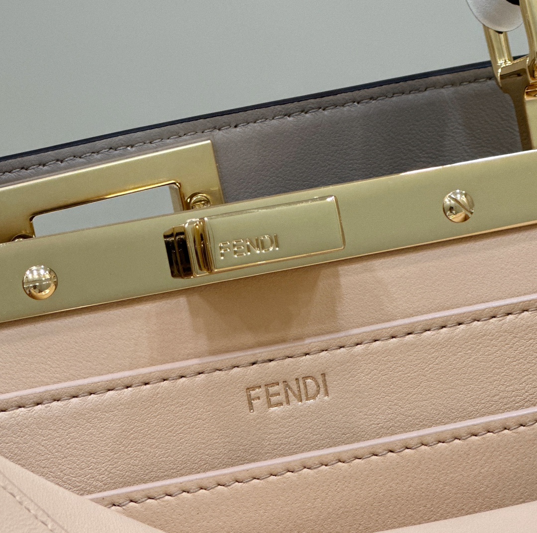 F**di peekaboo i see u bag-29*12*18.5cm