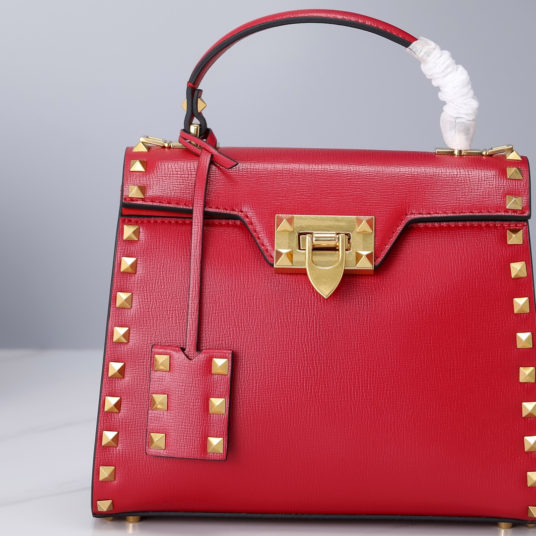 Va1e*ntin0 garavani rockstud alcove-22*17*9cm