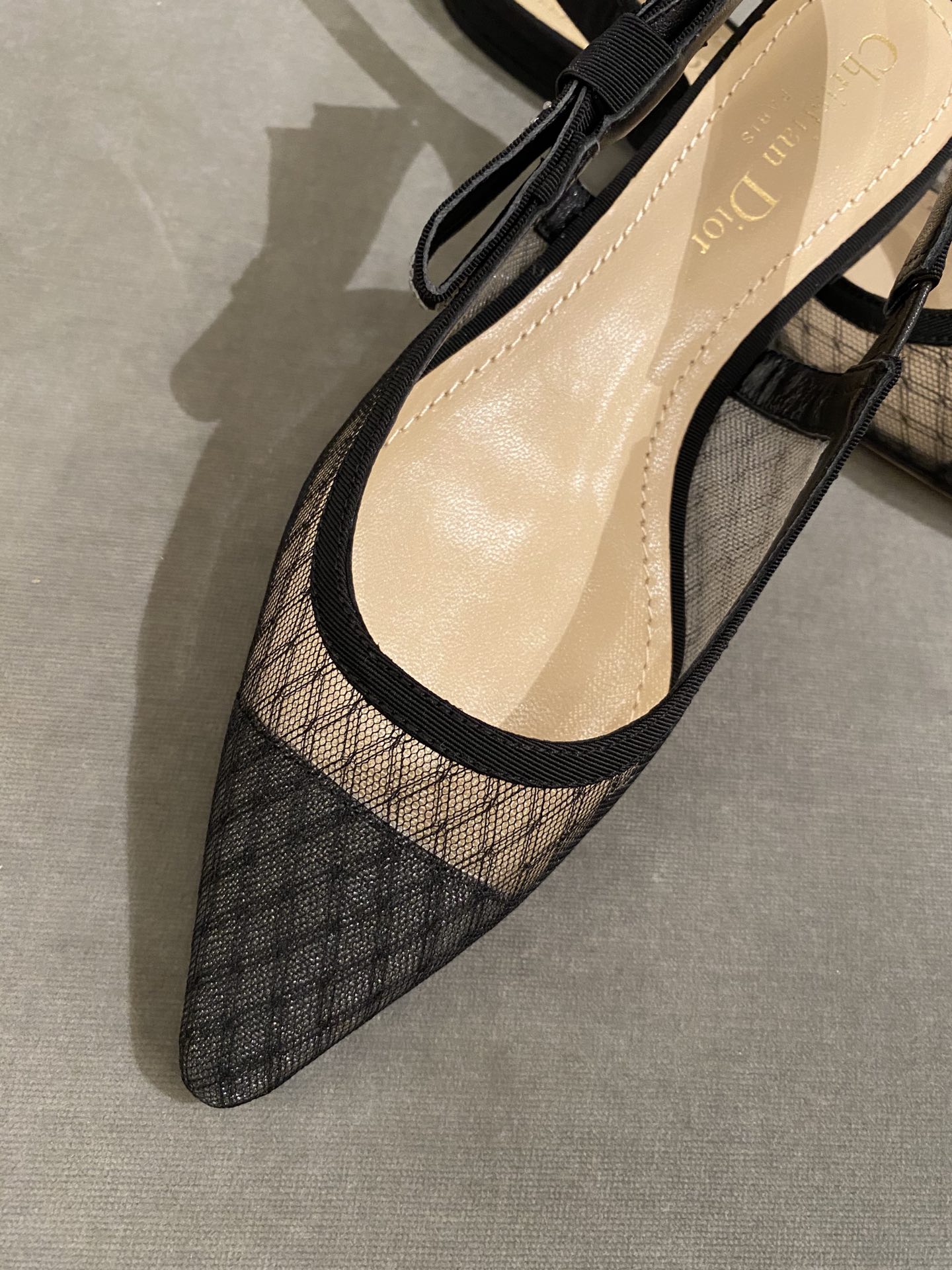 D*or flap shoes