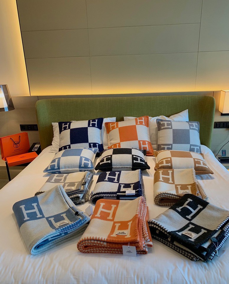 Hemes Pillowcase