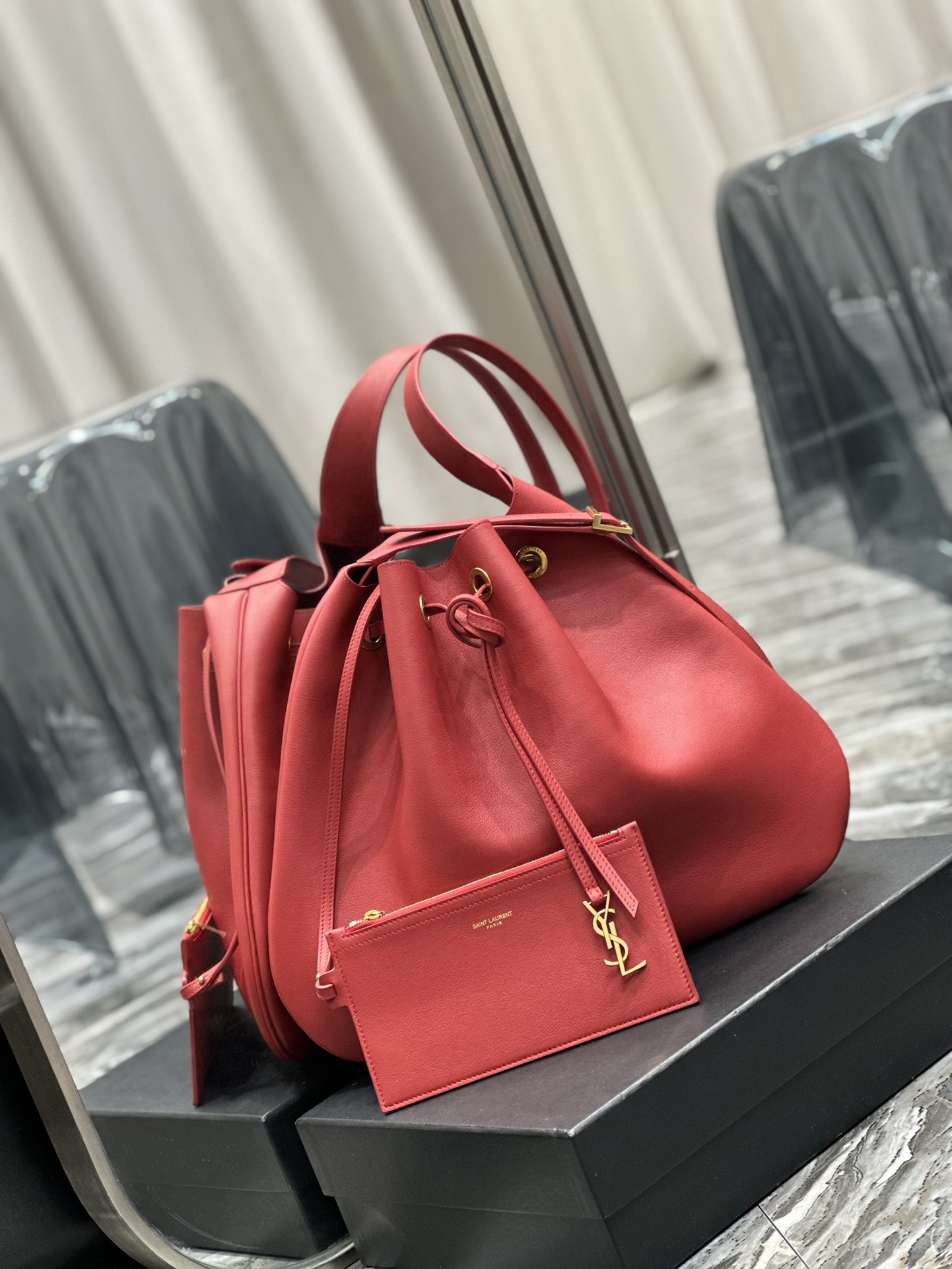 Y*L flat hobo bag-44×33×2.5cm