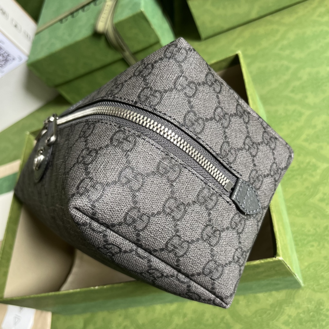 G*u*i pouch-25.5x 12x 11.5cm