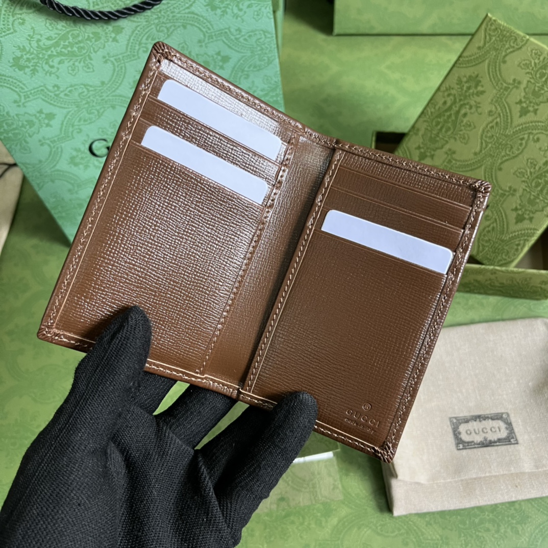 G*u*i wallet-7.5*12cm