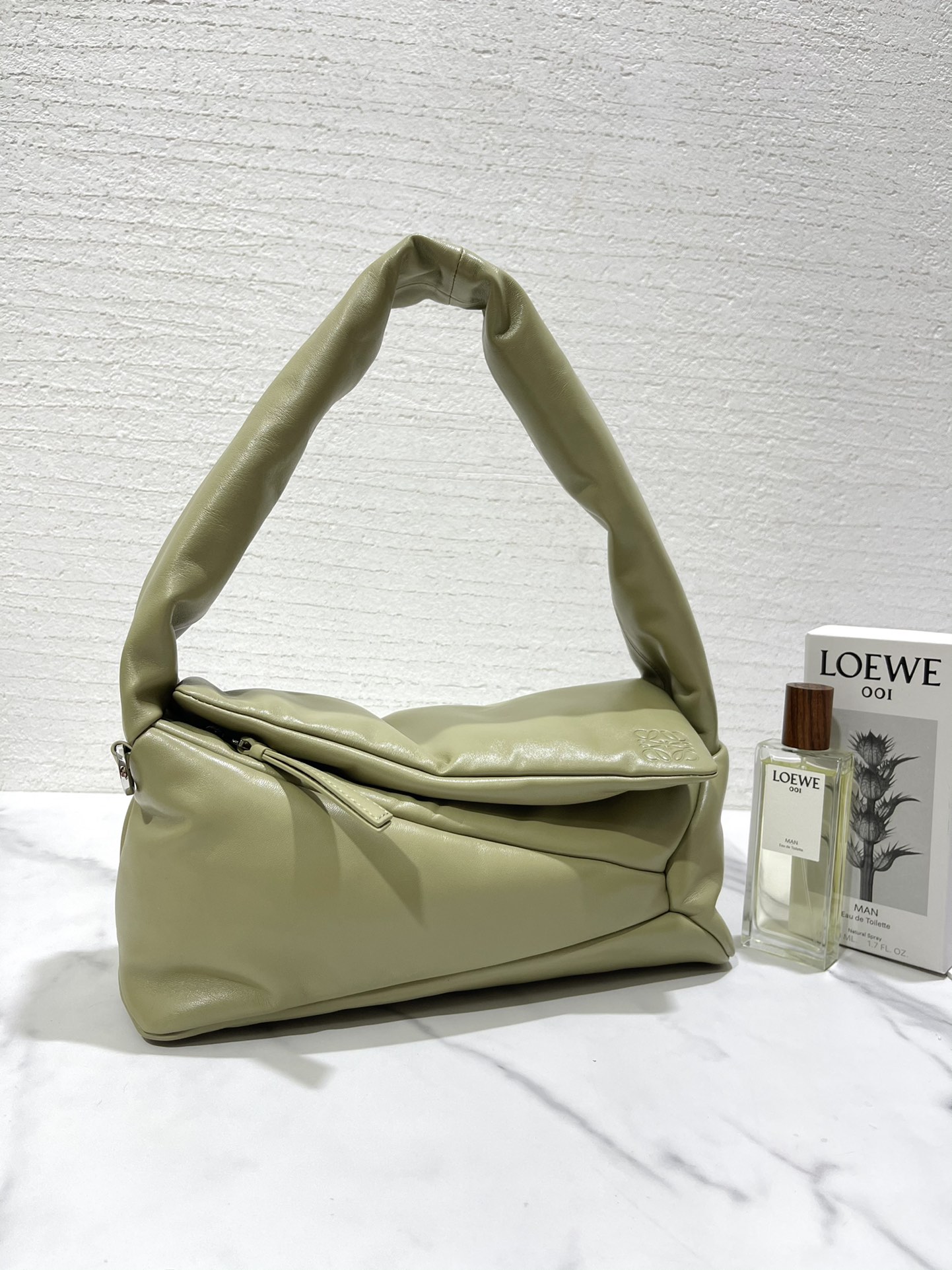 L0ew* puzzle puffer hobo bag-31*16*13cm