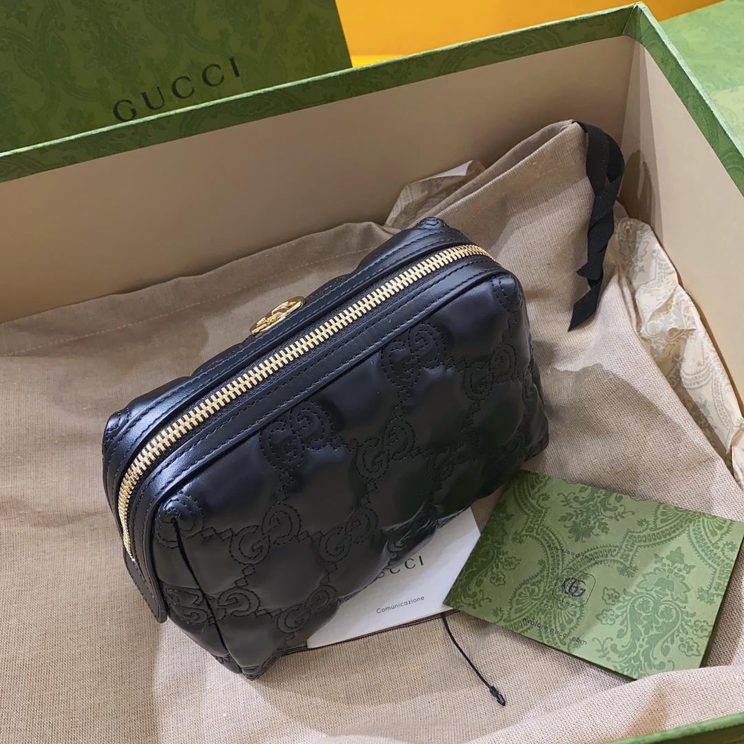 G*u*i gg matelassé cosmetic bag-16*12.5*9cm