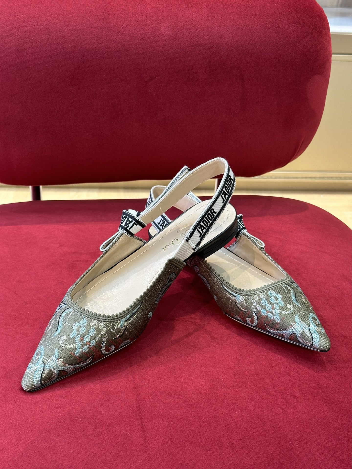 D*or slingback