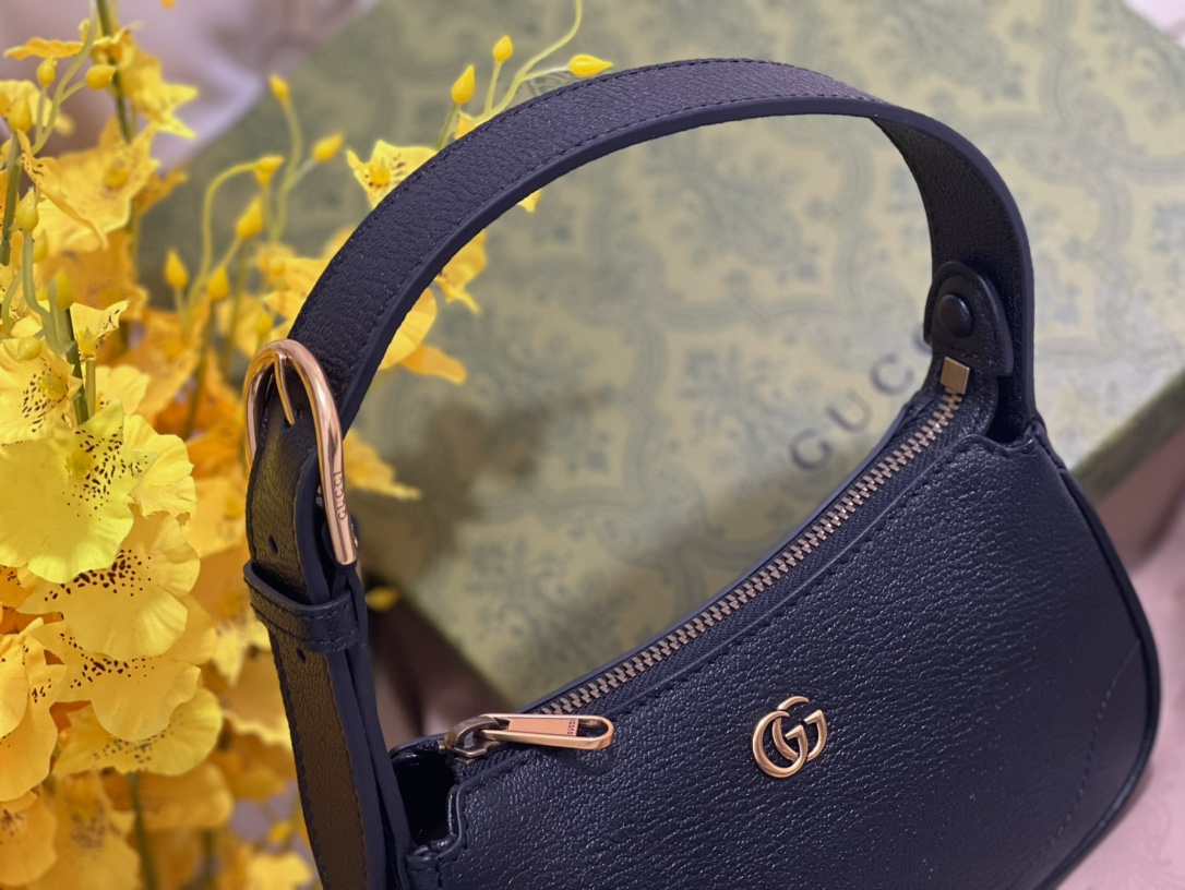 G*u*i aphrodite bag-21*12*4cm