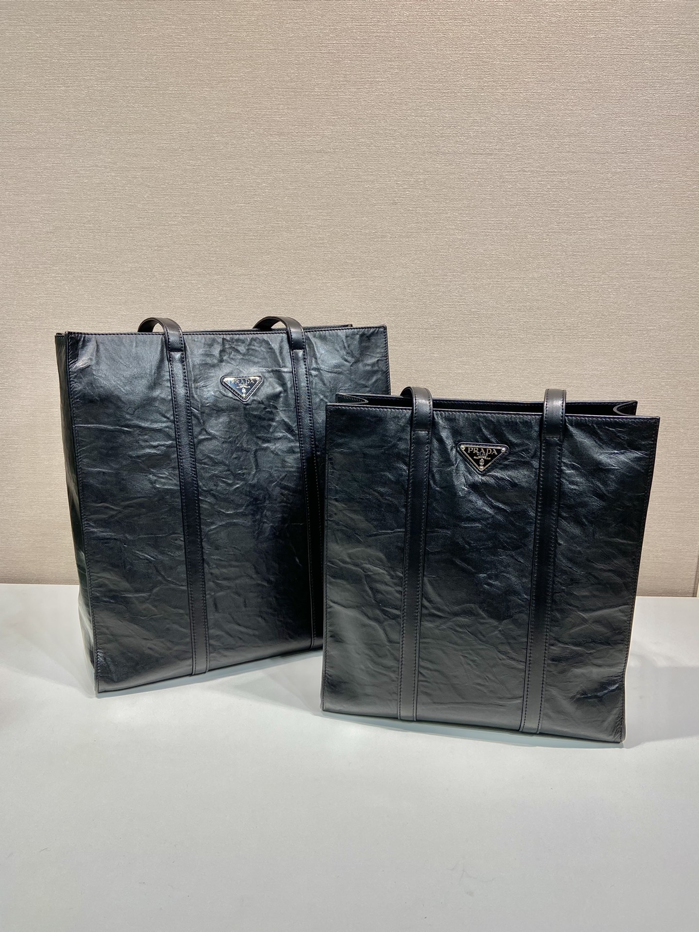 Pra*a 1bg459 tote