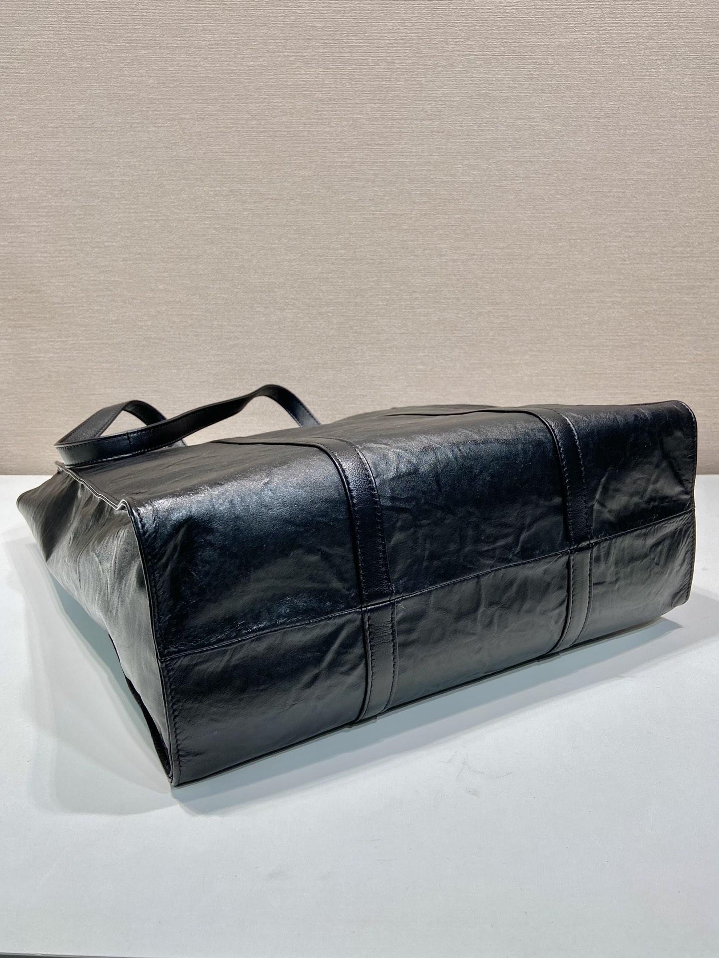 Pra*a 1bg459 tote