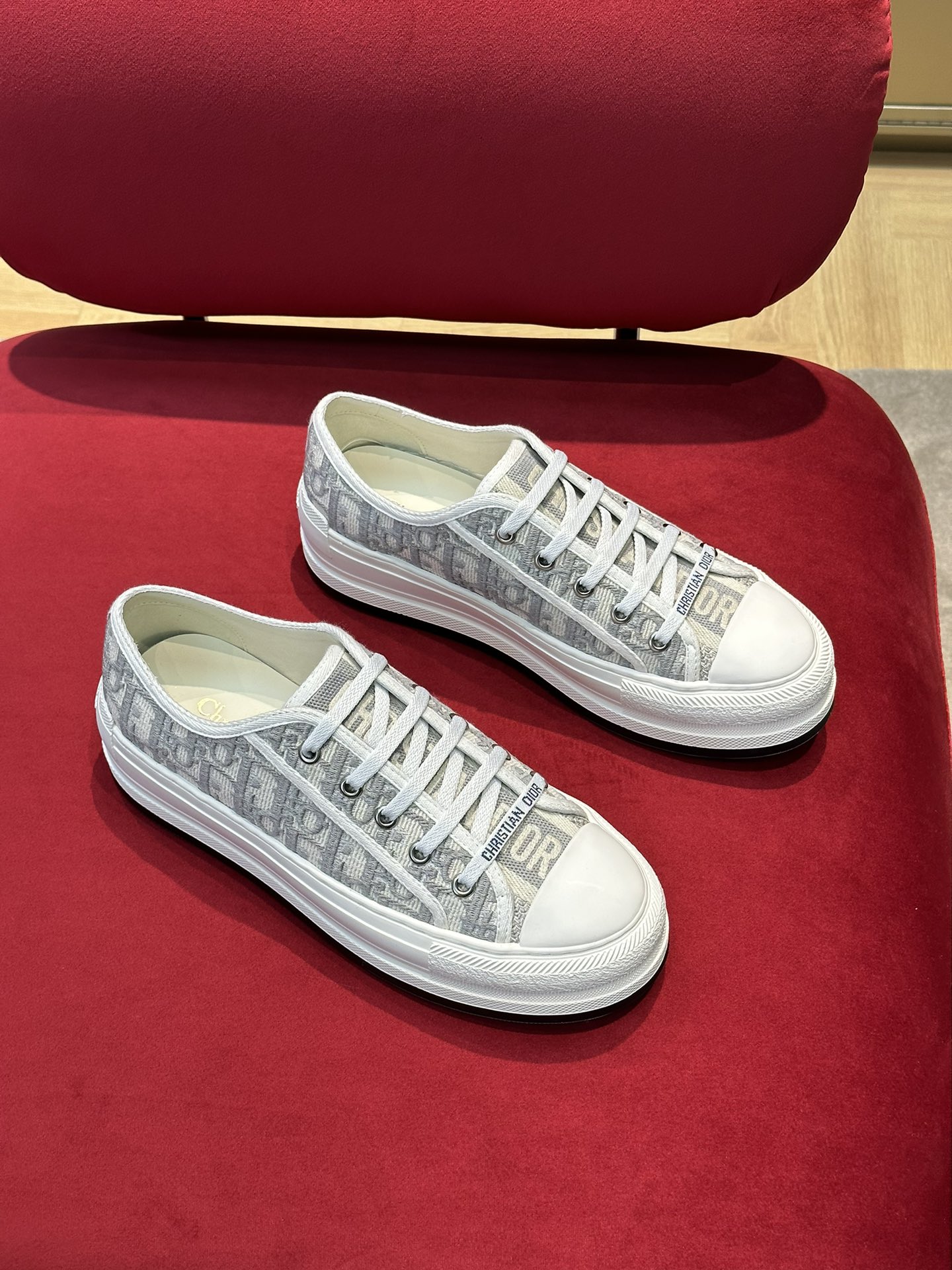 D*or sneakers